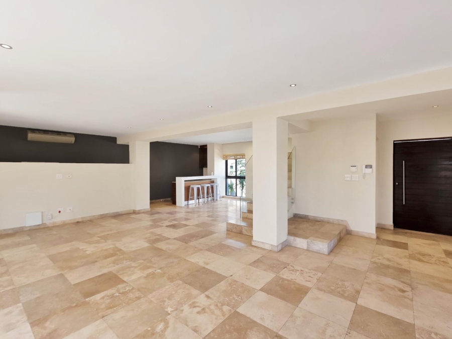 3 Bedroom Property for Sale in Fresnaye Western Cape